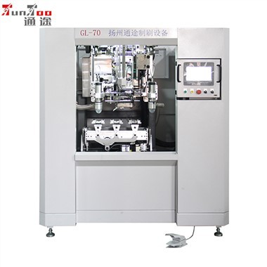 Μηχάνημα βούρτσας τούφας πέντε αξόνων με κάλυμμα